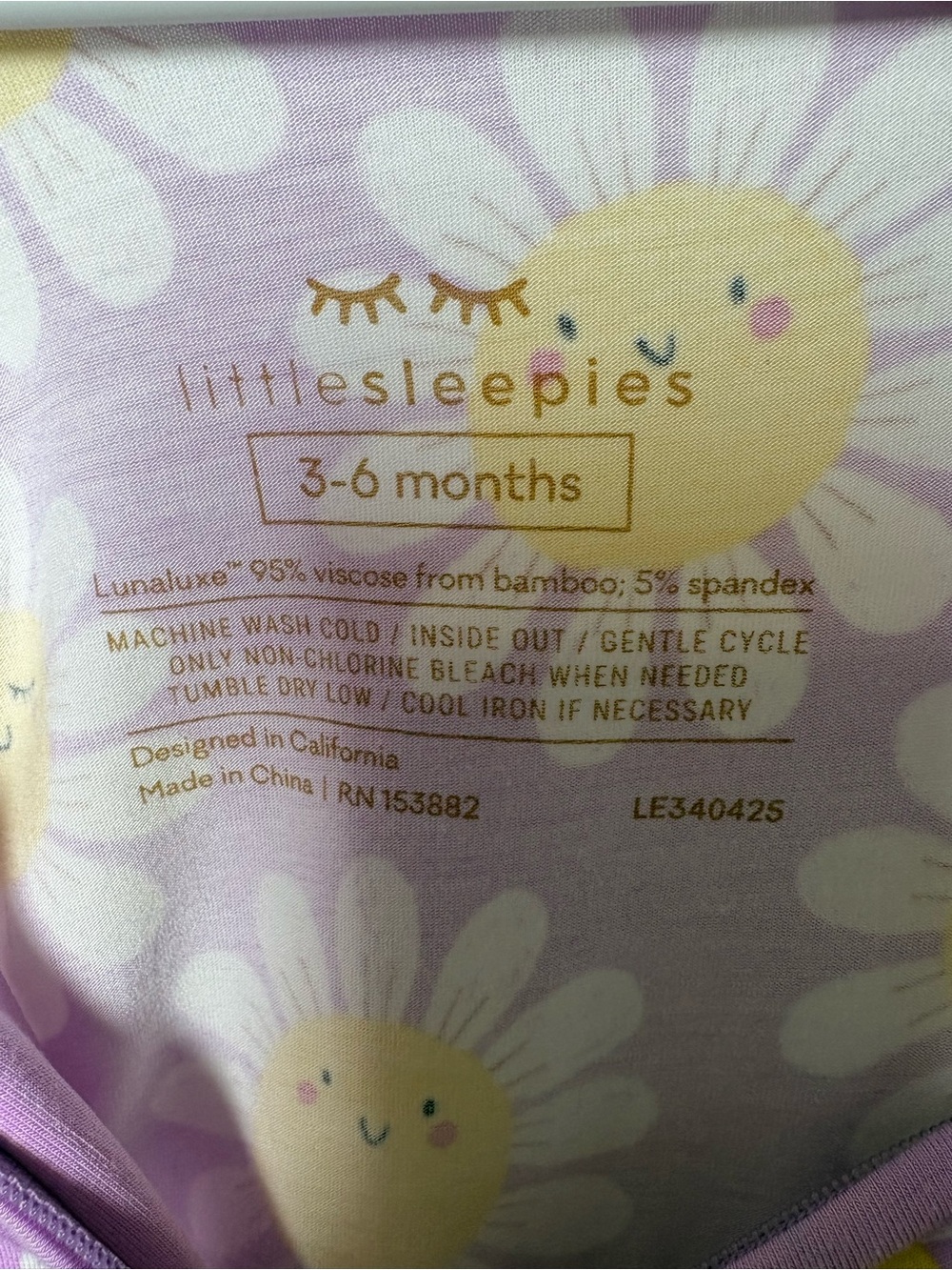 Little Sleepies Flower Power Shorty Zippy 3-6M Bamboo VGUC - Picture 3 of 3